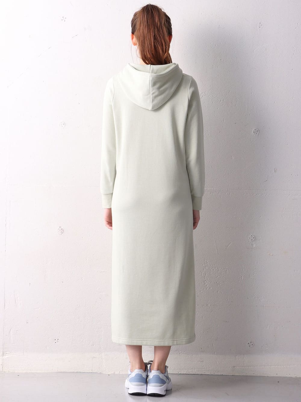 マタニティ ワンピース|【制菌・防臭加工】やわらかミニ裏毛フードパーカーロングワンピース　マタニティ・授乳服【出産後も長く使える】