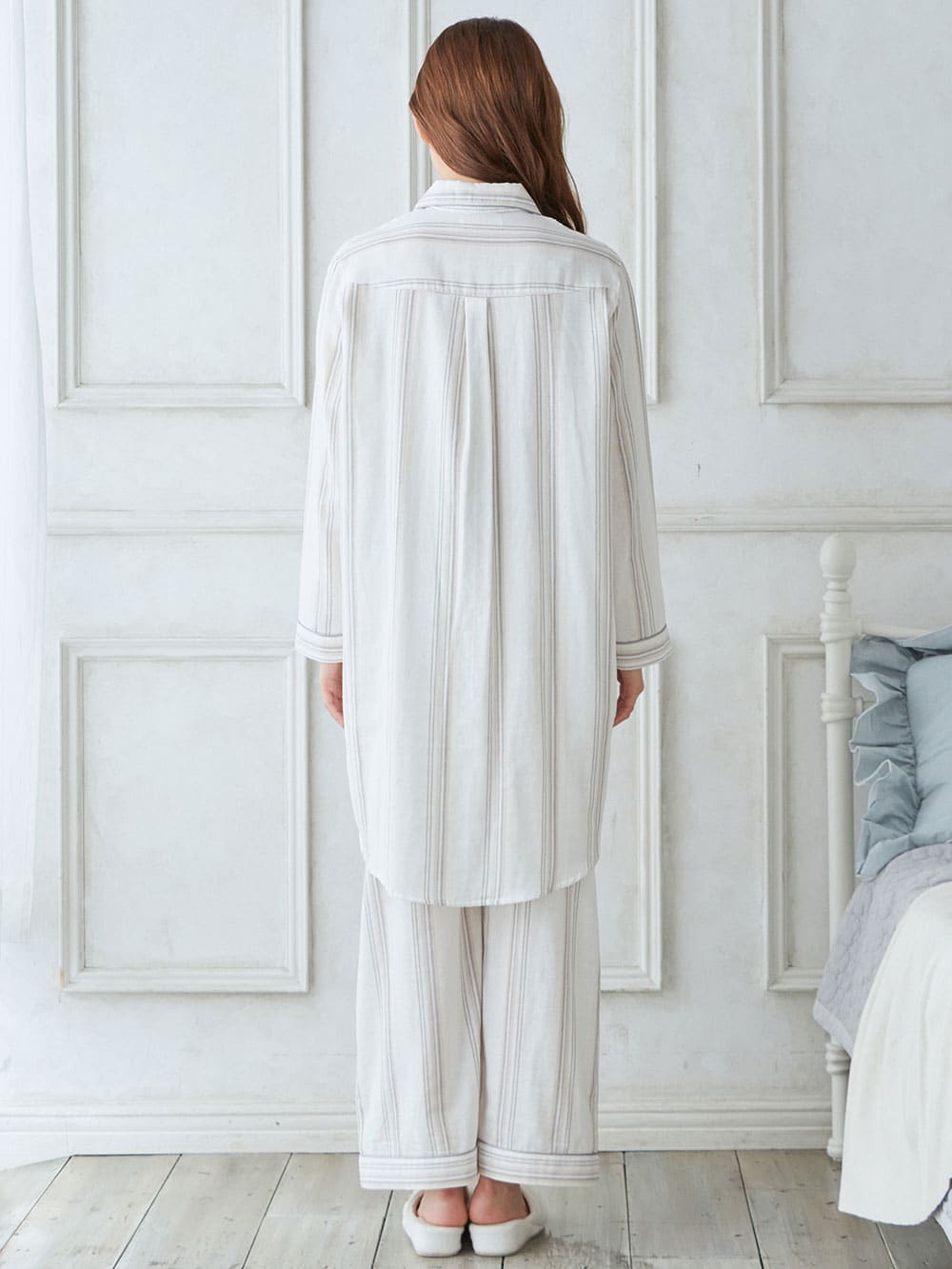 マタニティ パジャマ・ルームウェア|【マタニティ・授乳パジャマ】Wガーゼマルチストライプパイピング長袖シャツパジャマ＆産後も使えるパンツセット