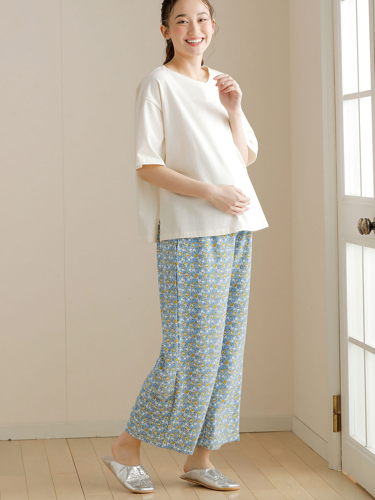 マタニティ パンツ|【マタニティ・産後対応】らくちんリラックスプリントストレートパンツ【出産後も長く使える】|ブルー