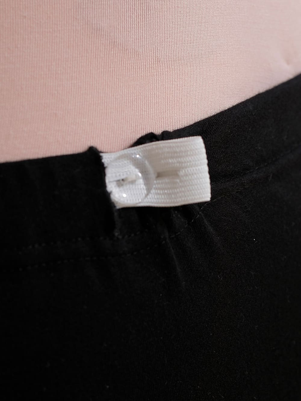 マタニティ パンツ|【マタニティ・産後対応】フリーカットできるリブフレアパンツ【出産後も長く使える】