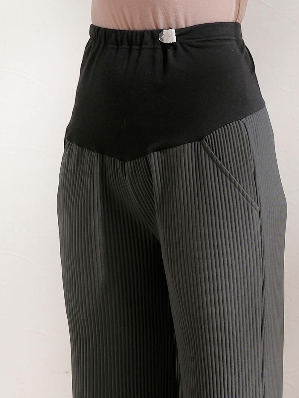 マタニティ パンツ|【マタニティ・産後対応】フリーカットできるリブフレアパンツ【出産後も長く使える】