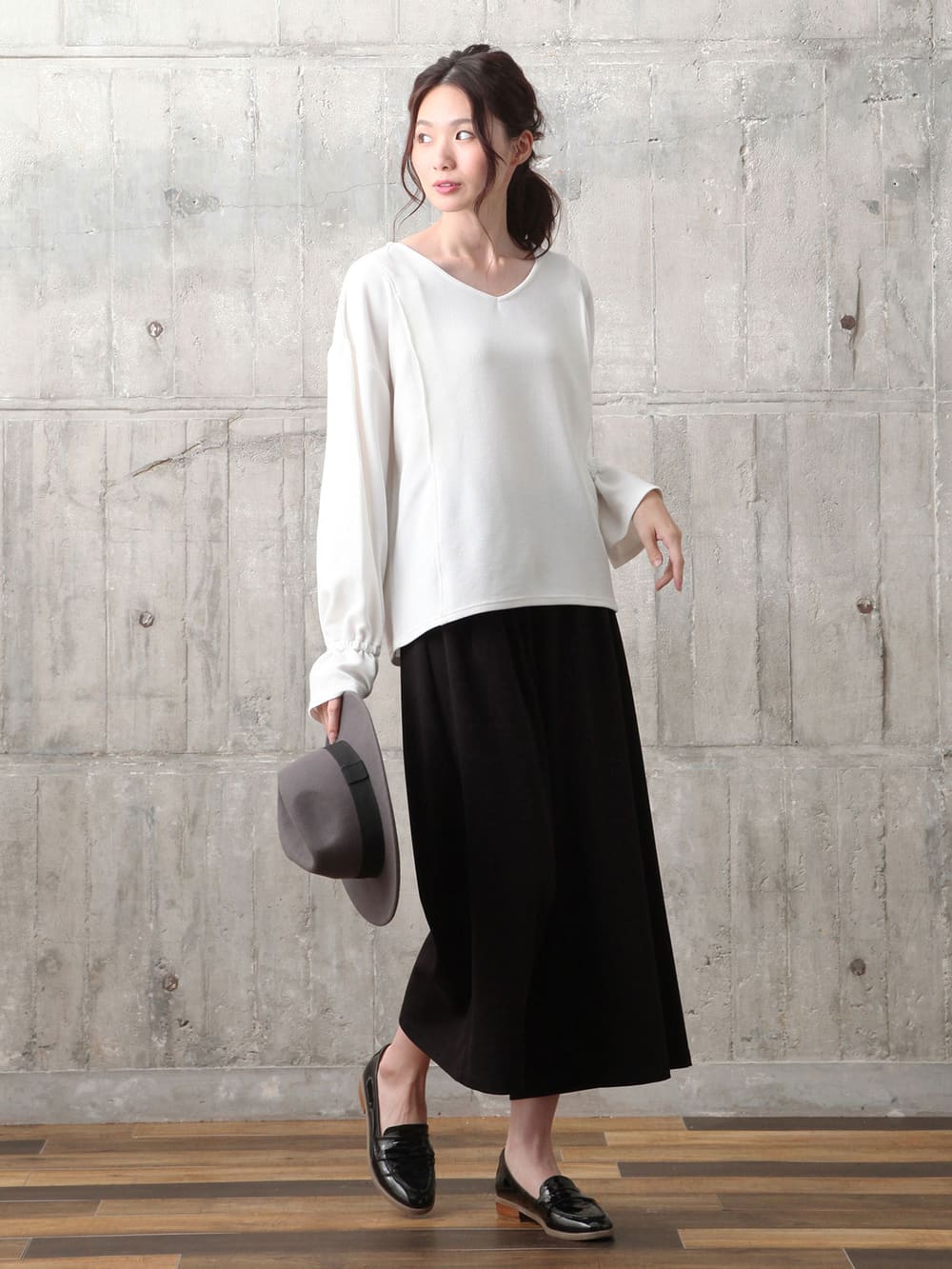 マタニティ パンツ|【産後用】ママと開発した産後サポートVパンツタックワイド|ブラック