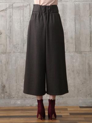 マタニティ パンツ|【産後用】ママと開発した産後サポートVパンツタックワイド