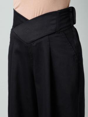 マタニティ パンツ|【産後専用】ママと開発した産後サポートVパンツタックストレート