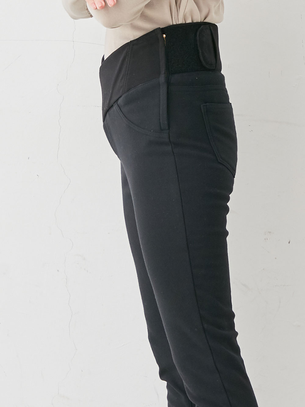 マタニティ パンツ|【産後用】【あったか】ママと開発した産後サポートV裏フェルトタッチ起毛スキニーパンツ