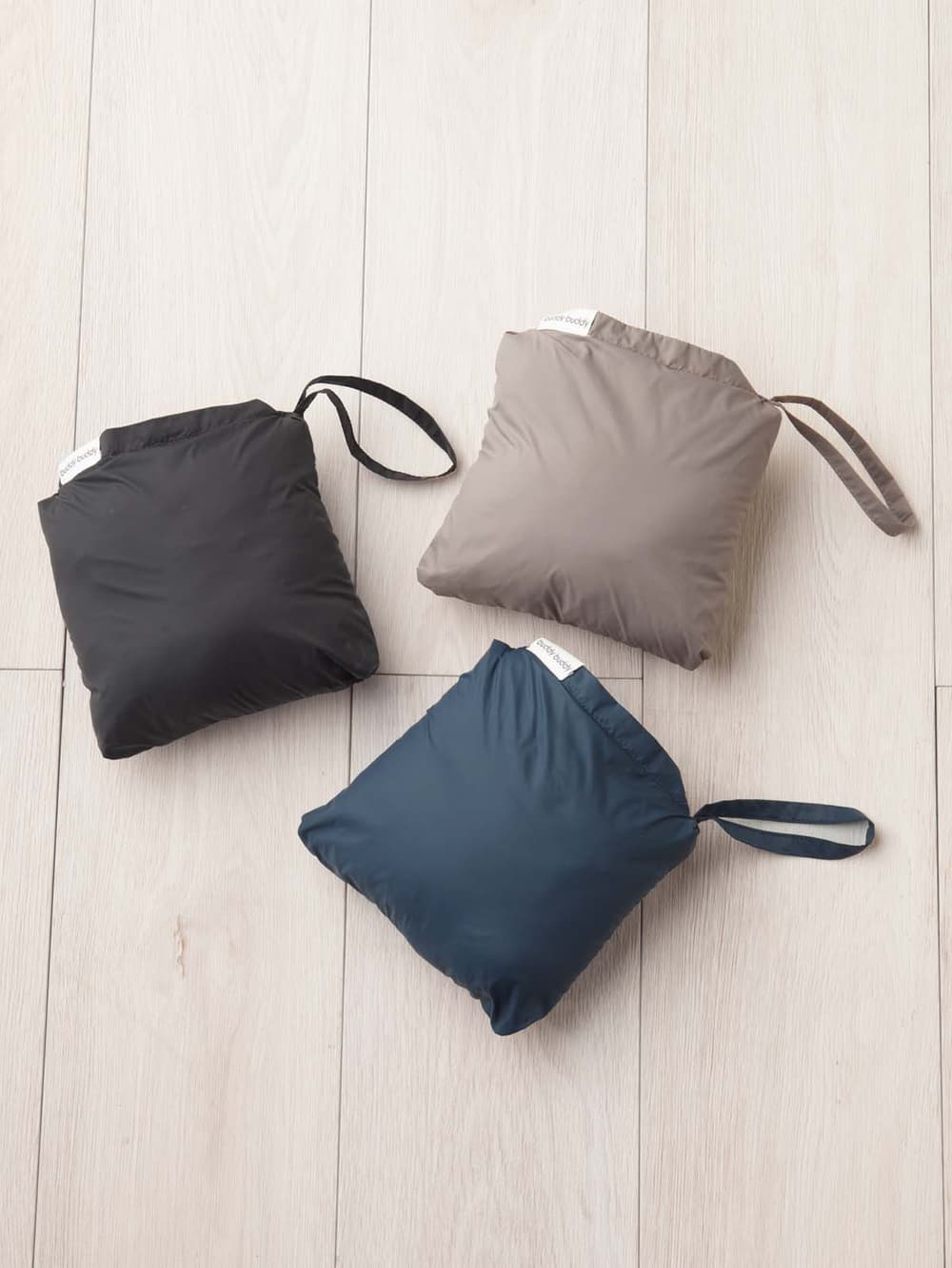 アウトレット|【Buddy Buddy】3WAYフットケープ軽量ダウンケープ