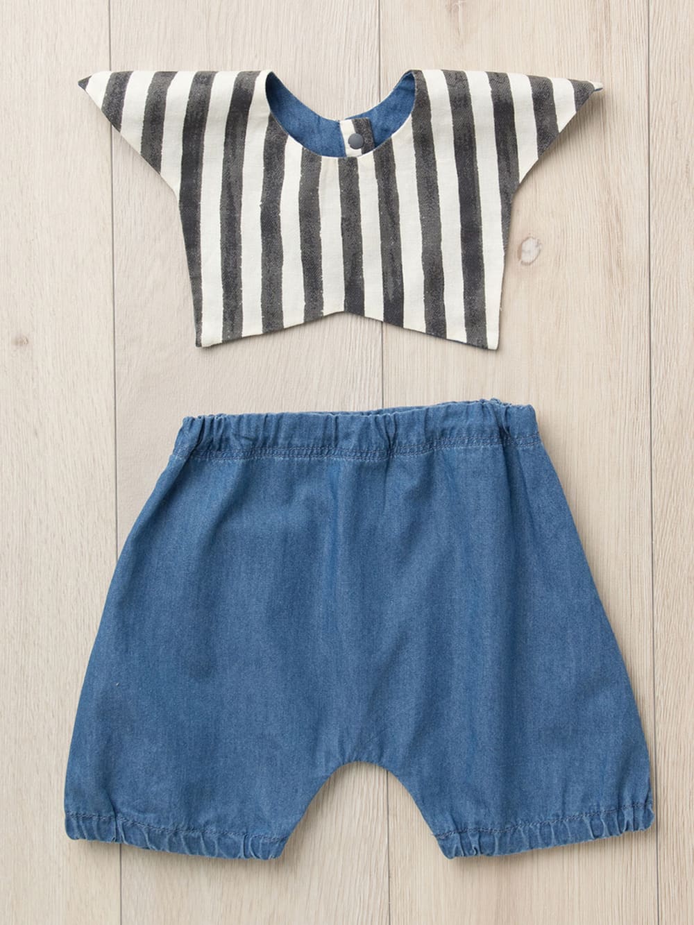 スタイ(よだれかけ)|La Stella(ラ ステラ)スタースタイ&ブルマ 2点セット|ブラック