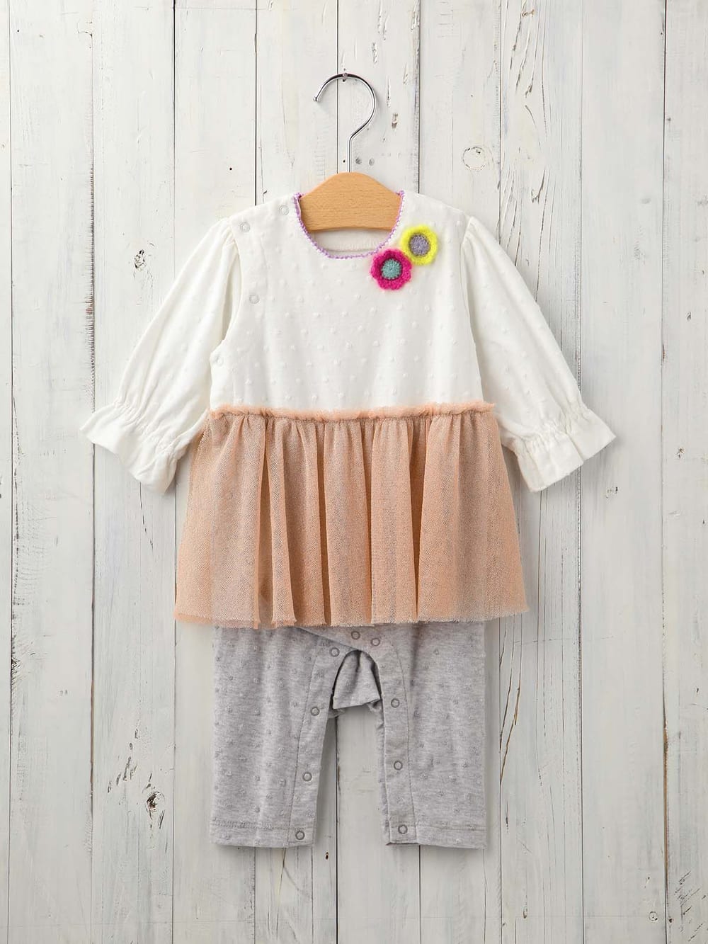 ベビー ワンピース|Caldia（カルディア）花付スカートオール|ホワイト