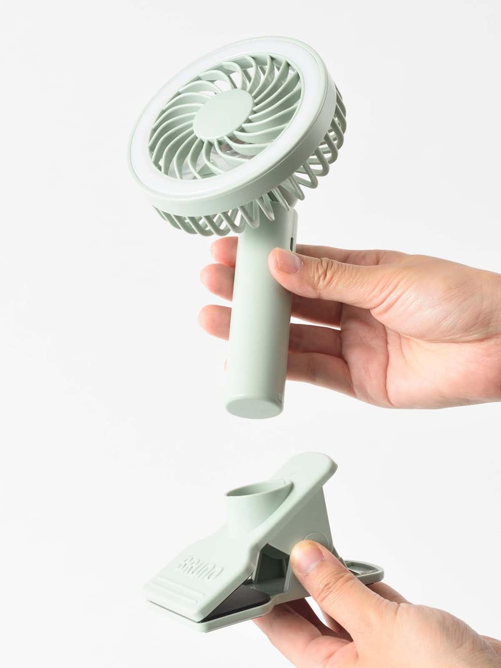 その他 おでかけグッズ Bruno ブルーノ ポータブルクリップライトファン ベビー服 新生児服 ベビー用品通販 エンジェリーベ 公式