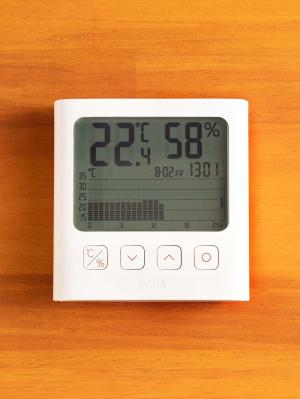 子育て便利家電|タニタ（TANITA）グラフ付きデジタル温湿度計