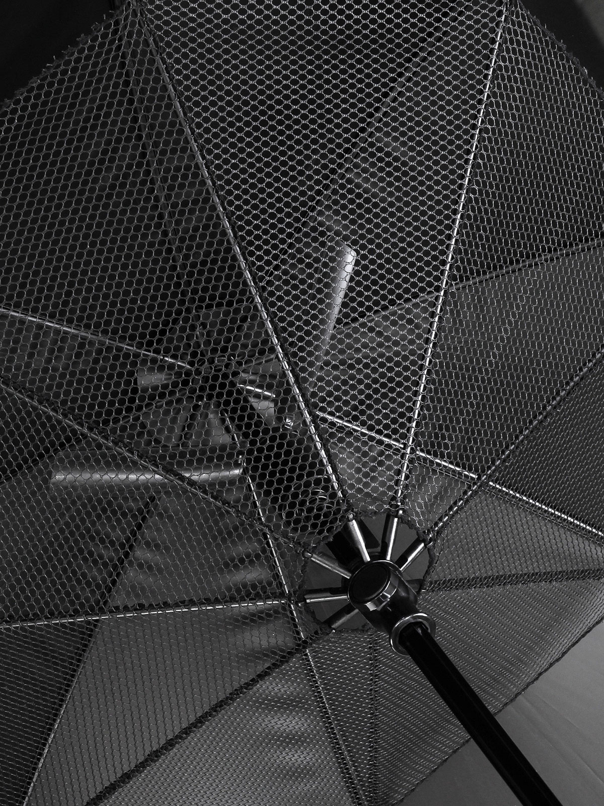 子育て便利家電|SPICE(スパイス)ファンファンパラソル 扇風機付き日傘