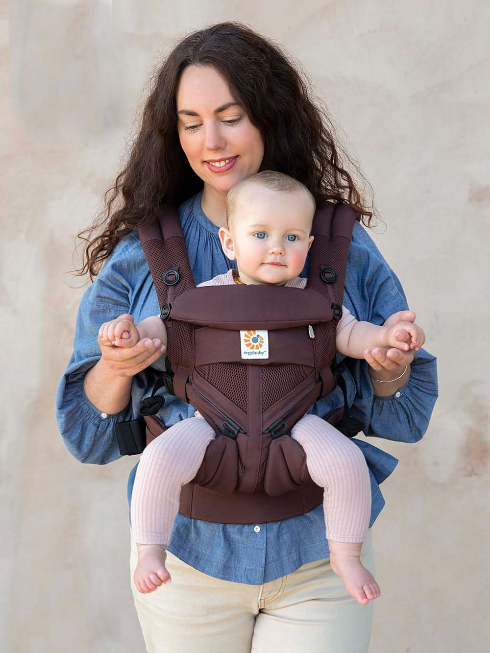 Ergobaby（エルゴベビー） OMNI360 クールエアー 抱っこひも(品番：51188) ｜ベビー服（新生児服）・ベビー用品通販｜  エンジェリーベ 公式