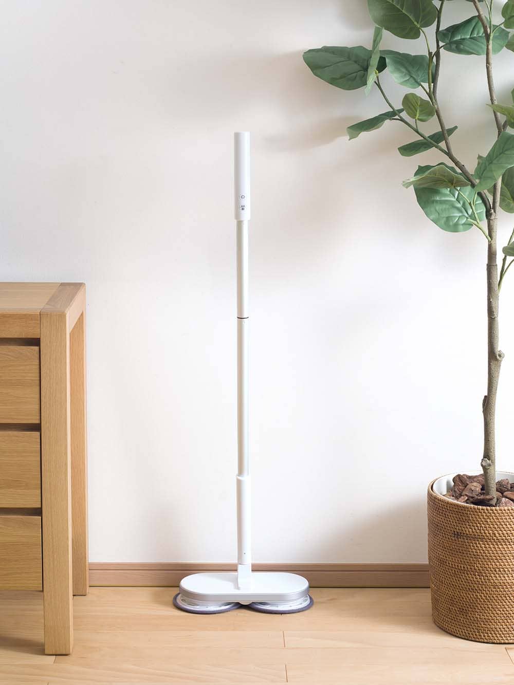 子育て便利家電|【限定品】コードレス回転モップクリーナーNeo+