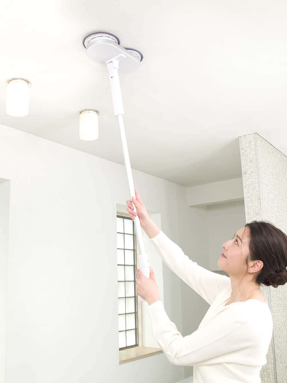 子育て便利家電|【限定品】コードレス回転モップクリーナーNeo+