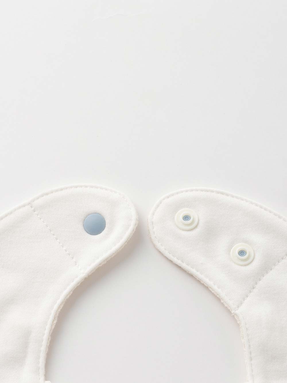 スタイ（よだれかけ）|moc mof（モクモフ）ネクタイスタイ&ブルマ・クラウン3点セット