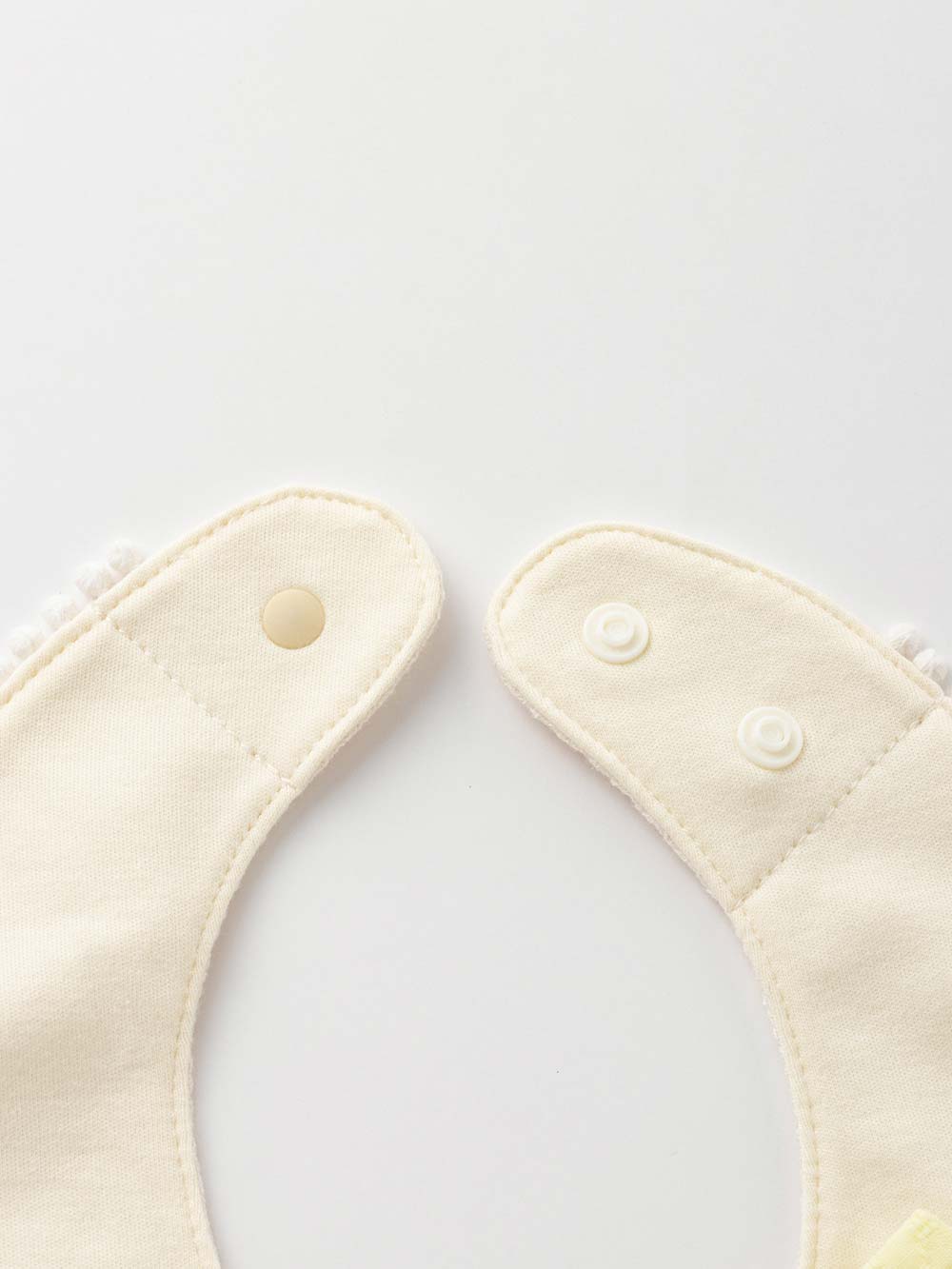 スタイ（よだれかけ）|moc mof（モクモフ）リボンスタイ&フリルブルマ・ヘアバンド3点セット