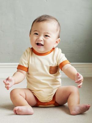 ロンパース・カバーオール|Ampersand（アンパサンド）配色デザインボディスーツ|アイボリー