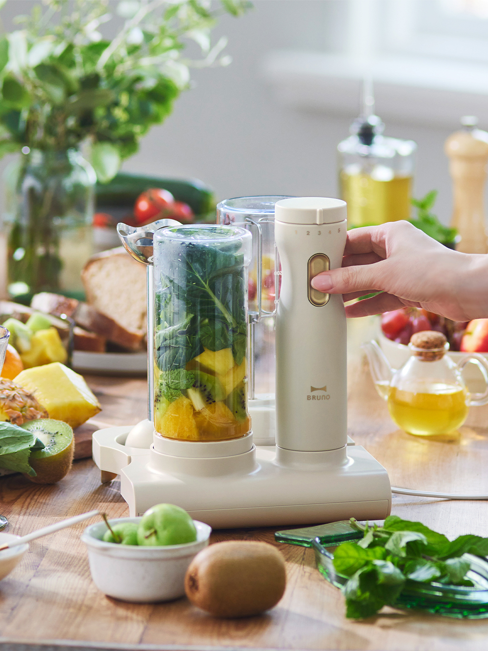 子育て便利家電|BRUNO（ブルーノ）スタンドハンディブレンダー