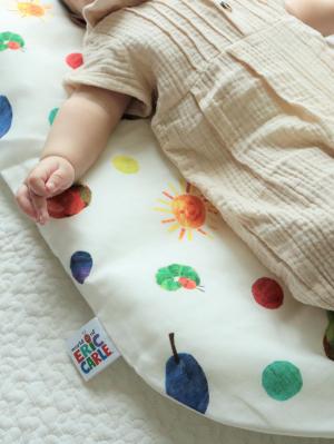 ベビーベッド・布団|【はらぺこあおむし】 抱っこ布団