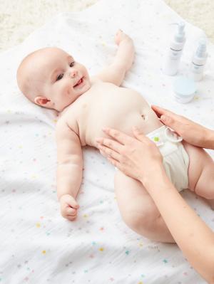 赤ちゃん お風呂・ベビースキンケア|【ミキハウス】ベビーオイル|ー