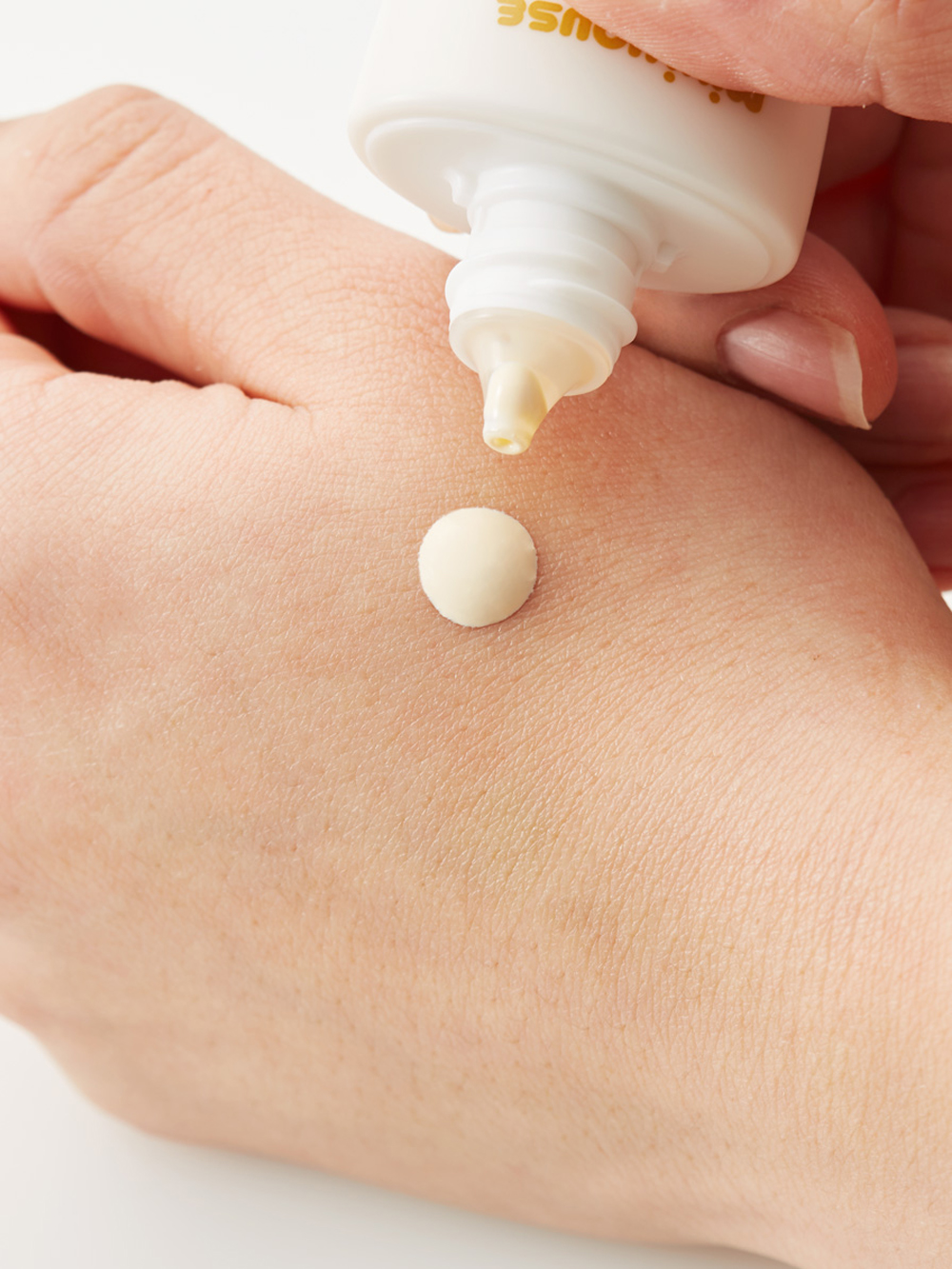 赤ちゃん お風呂・ベビースキンケア|【ミキハウス】ベビースキンケアUVカットミルク|ー