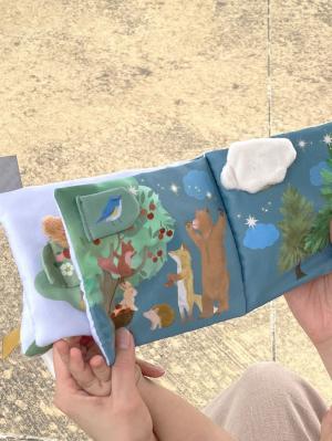 ベビーおもちゃ|【amanoppo】ふんわりえほん りすくんのさくらんぼ探し