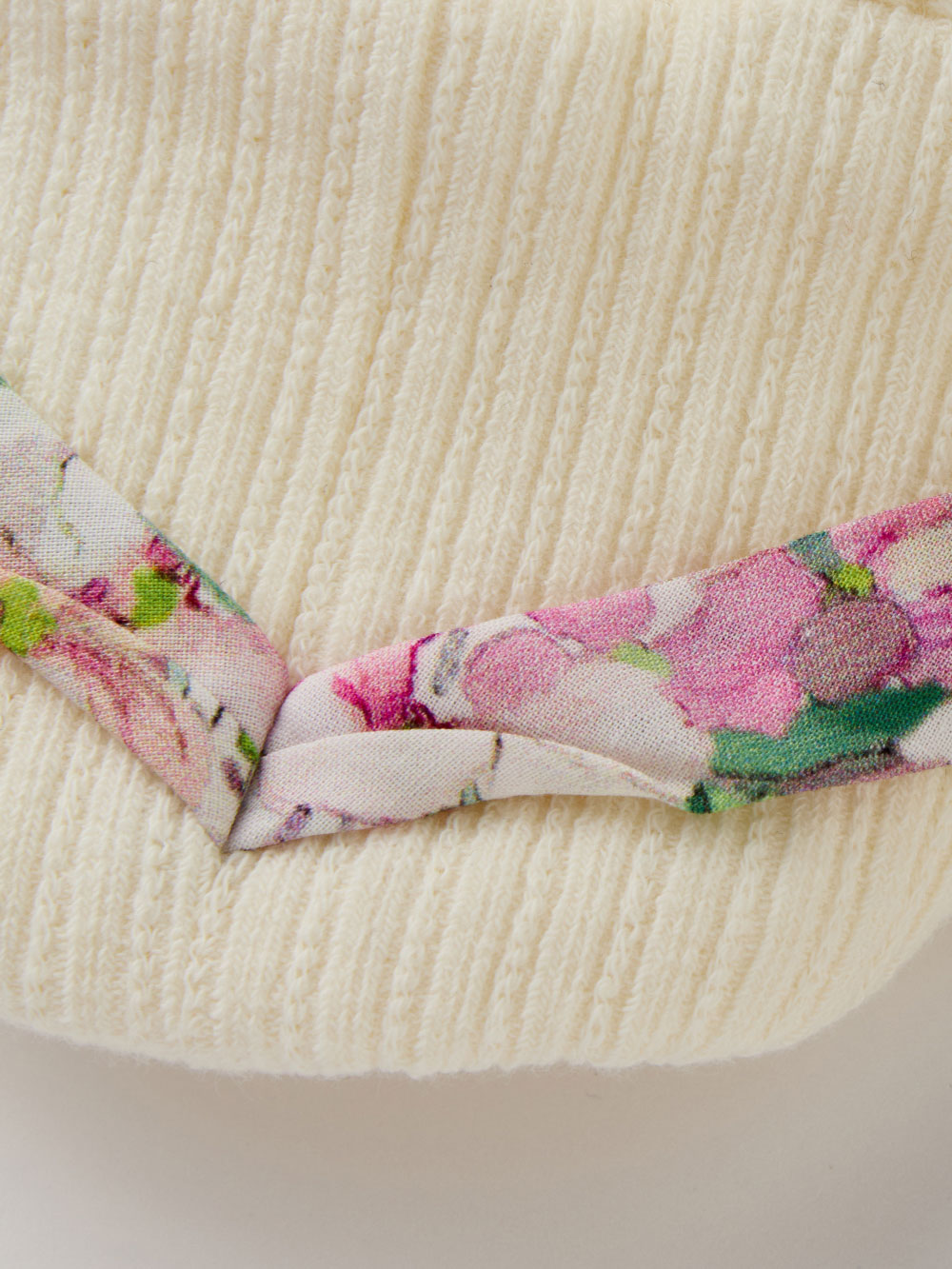 ベビーシューズ・ファーストシューズ・ベビー靴下|【mocmof】鼻緒付きベビーブーティ|花柄