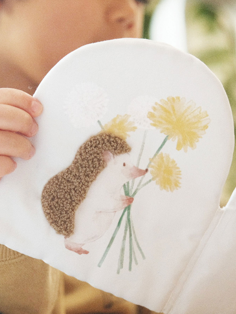 ベビーおもちゃ|【amanoppo】ぬのえほん いつでも花束をそばに