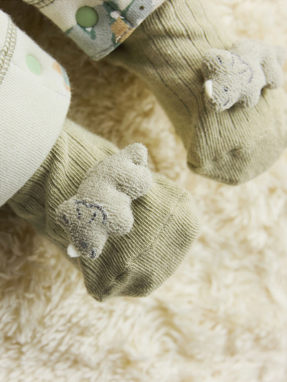 ベビーシューズ・ファーストシューズ・ベビー靴下|【mocmof】恐竜ベビーソックス|ライトグリーン