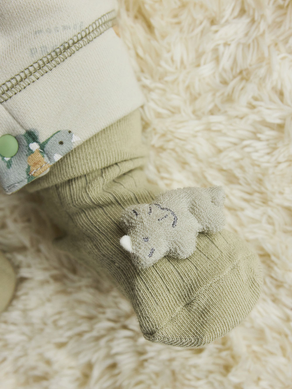 ベビーシューズ・ファーストシューズ・ベビー靴下|【mocmof】恐竜ベビーソックス|ライトグリーン