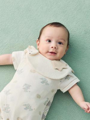 スタイ（よだれかけ）|【mocmof】立体モチーフスタイ|アイボリードラゴン