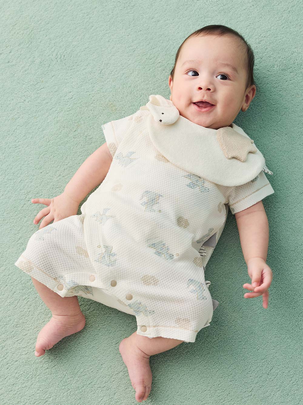 スタイ（よだれかけ）|【mocmof】立体モチーフスタイ|アイボリードラゴン