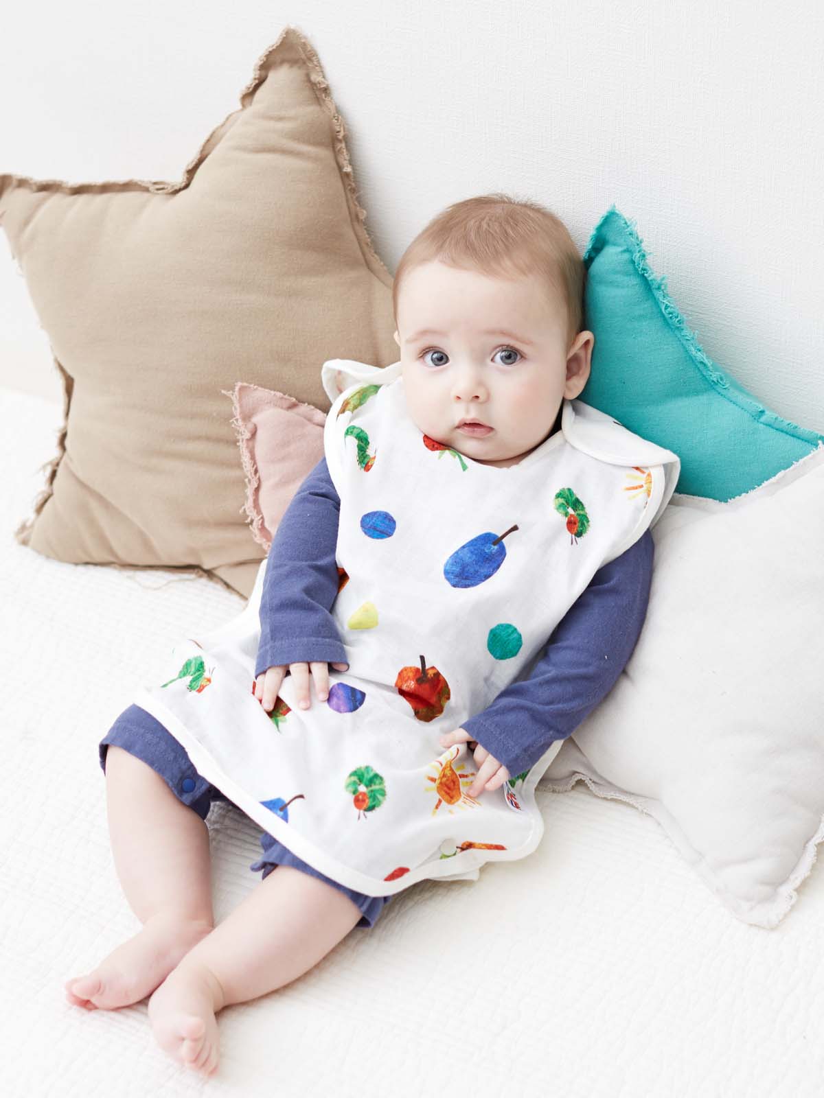 赤ちゃん パジャマ スリーパー はらぺこあおむし ダブルガーゼスリーパー ベビー 新生児 服 ベビー用品通販 エンジェリーベ 公式