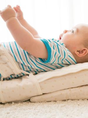 ベビーベッド・布団|farska（ファルスカ）ベッドインベッドフレックスオーガニック|クロスドット