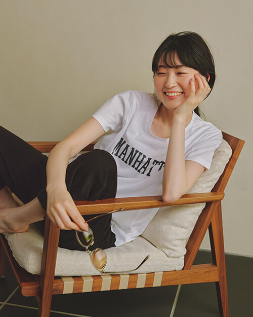 ロゴTシャツ
