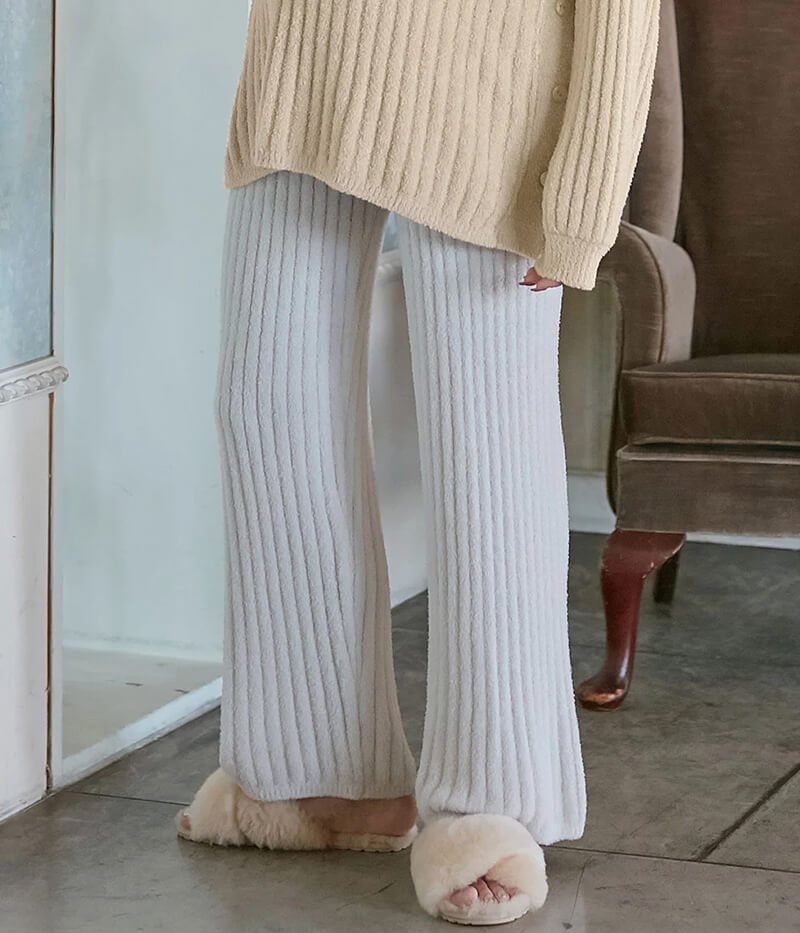 やわらかニットパンツ